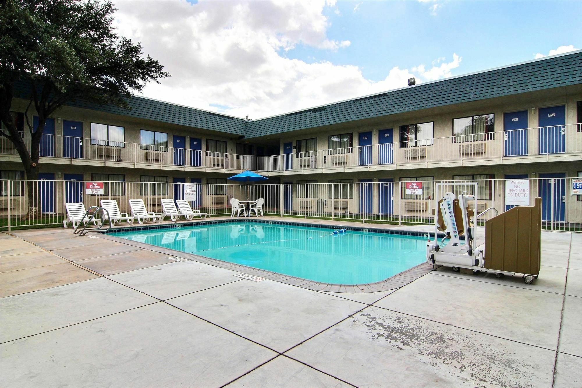 Motel 6-Fort Stockton, Tx Buitenkant foto
